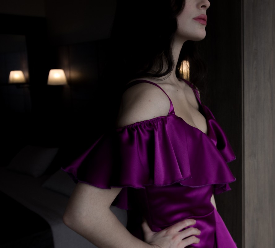 VESTIDO MORADO