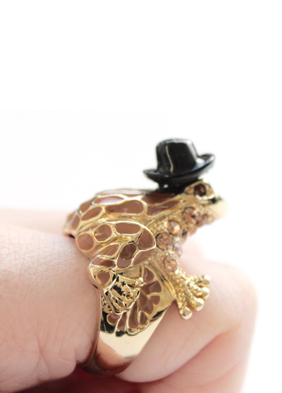 THE COOL FROG RING