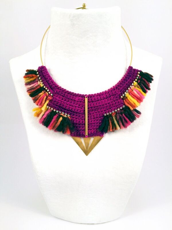 COLLAR ROSA 23